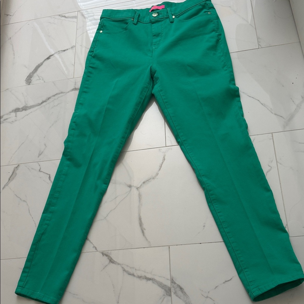 Lilly Pulitzer High Rise Super Skinny Jeans in the color Botanical Green. - Picture 1 of 6